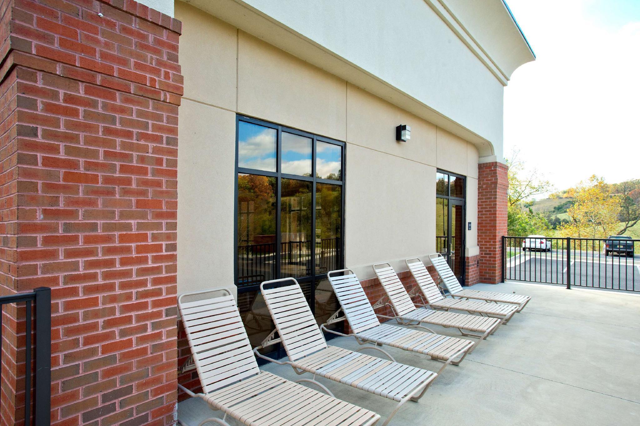 Hampton Inn Front Royal Exterior foto