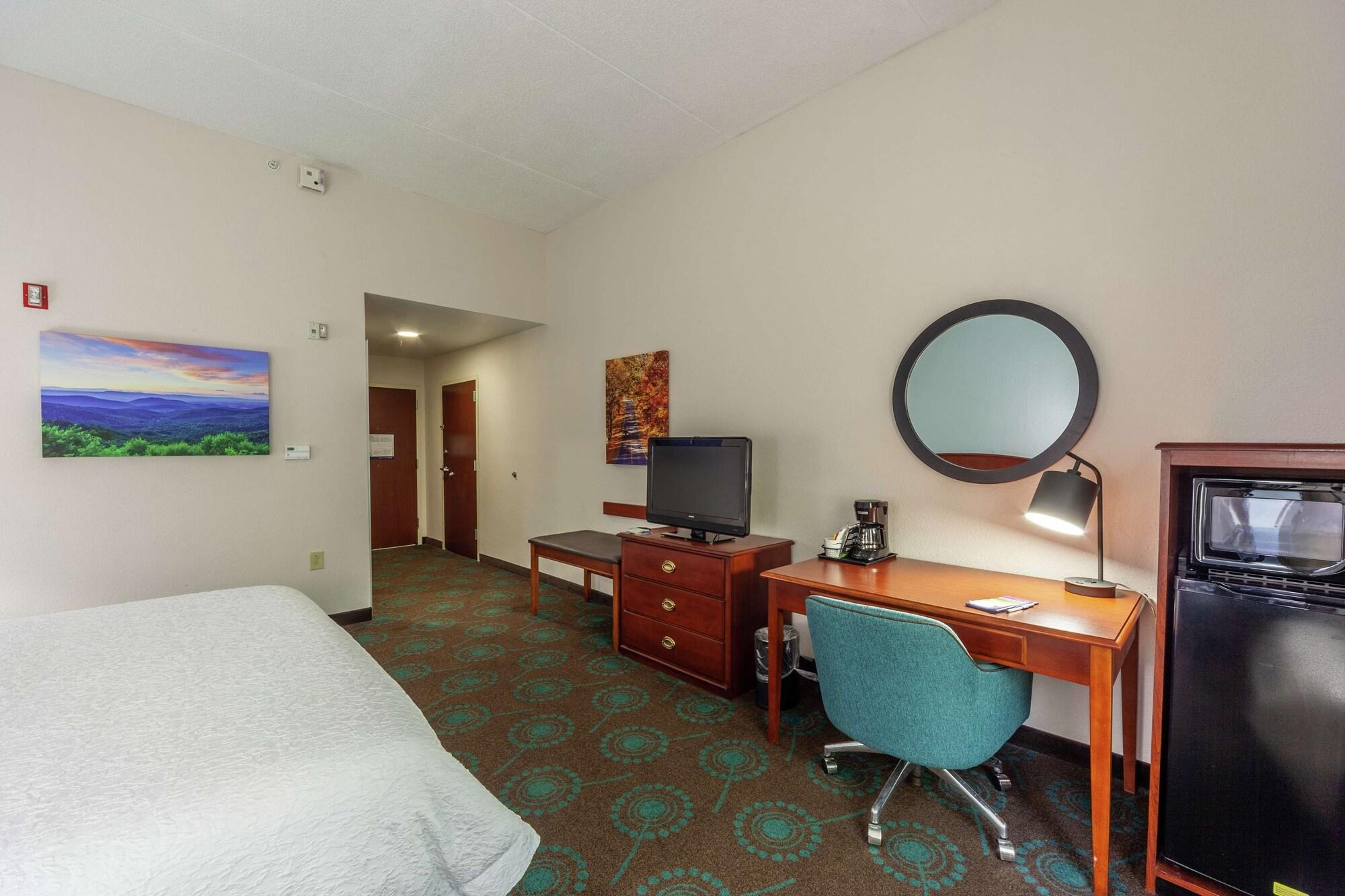 Hampton Inn Front Royal Exterior foto