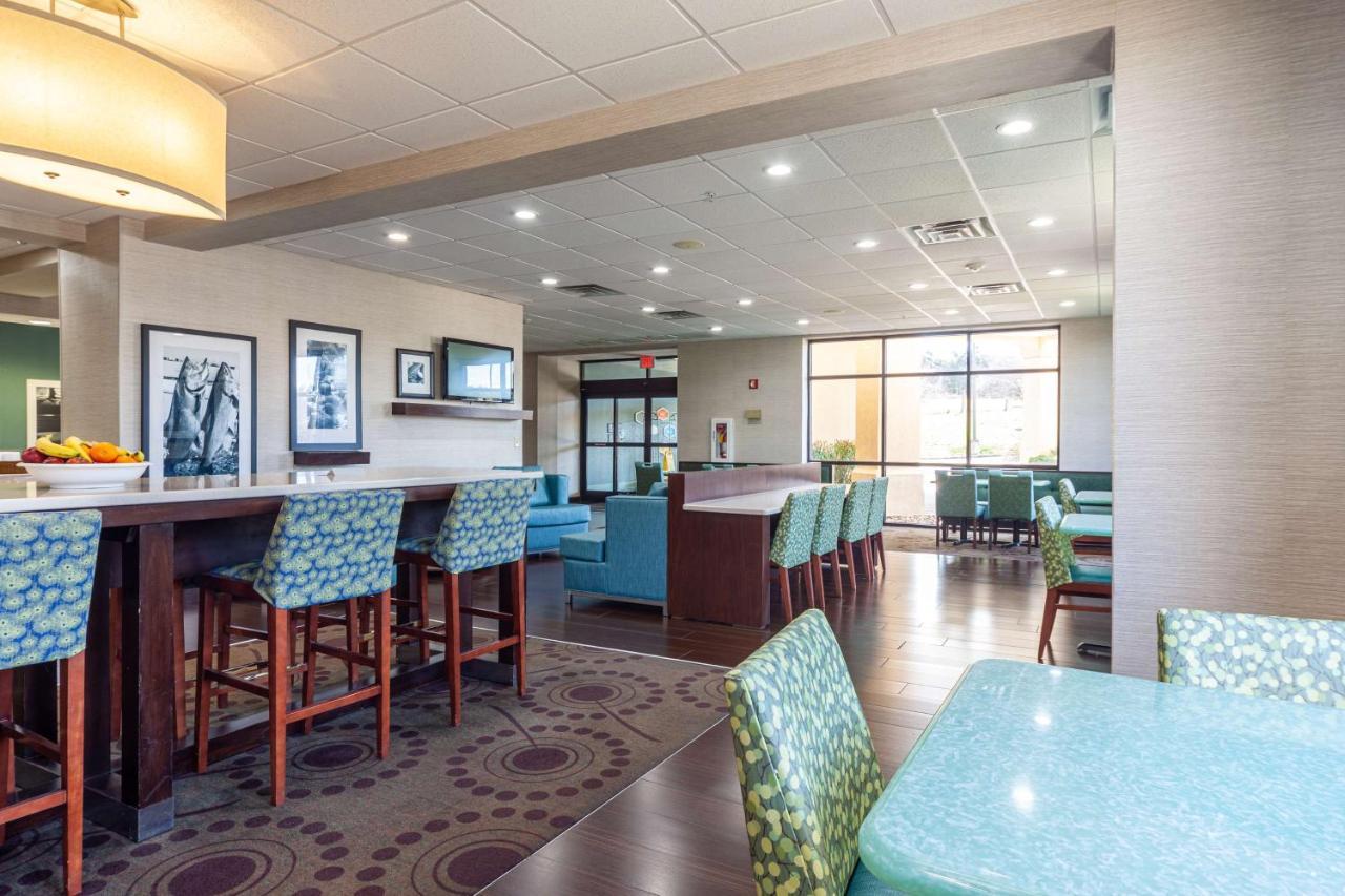 Hampton Inn Front Royal Exterior foto